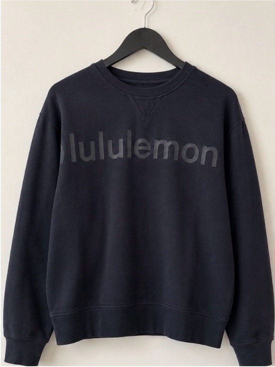 lululemon athletica Tops - lululemon athletica - woman’s Crewneck Sweatshirt size 6/8?